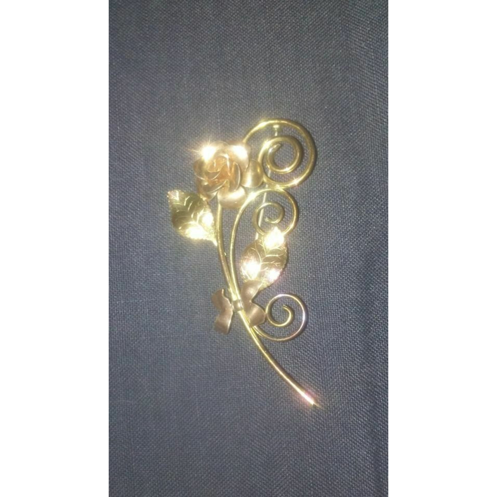 Vintage 1950s Krementz brooch